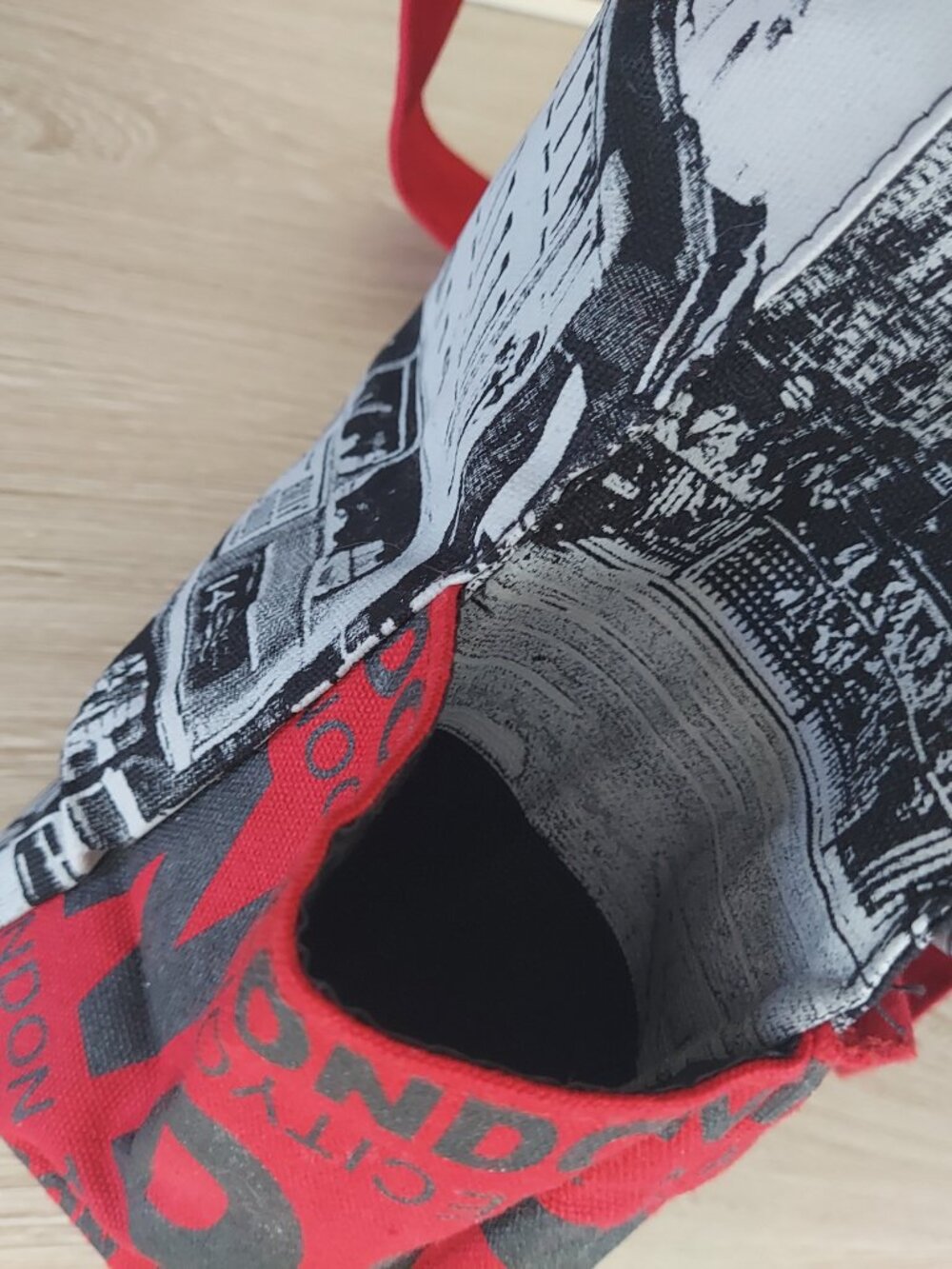 Robin Ruth London Tote Bag - Black & Red canvas with outside pockets - Picture 7 of 15